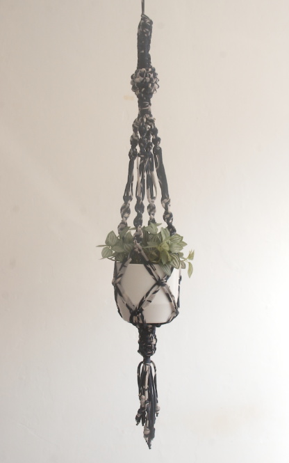 planthanger,white,navy,macrame,handcrafted